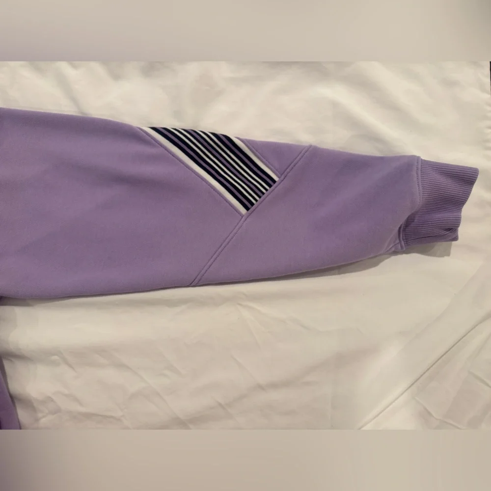 Peloton Lavender Crewneck Top - Picture 4 of 6